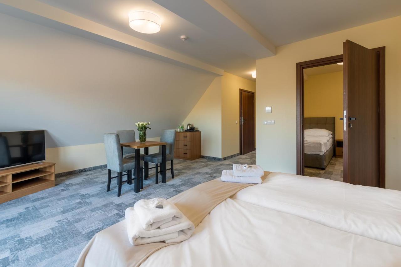 Hotel Perla Dunajca Czarny Dunajec Exteriör bild
